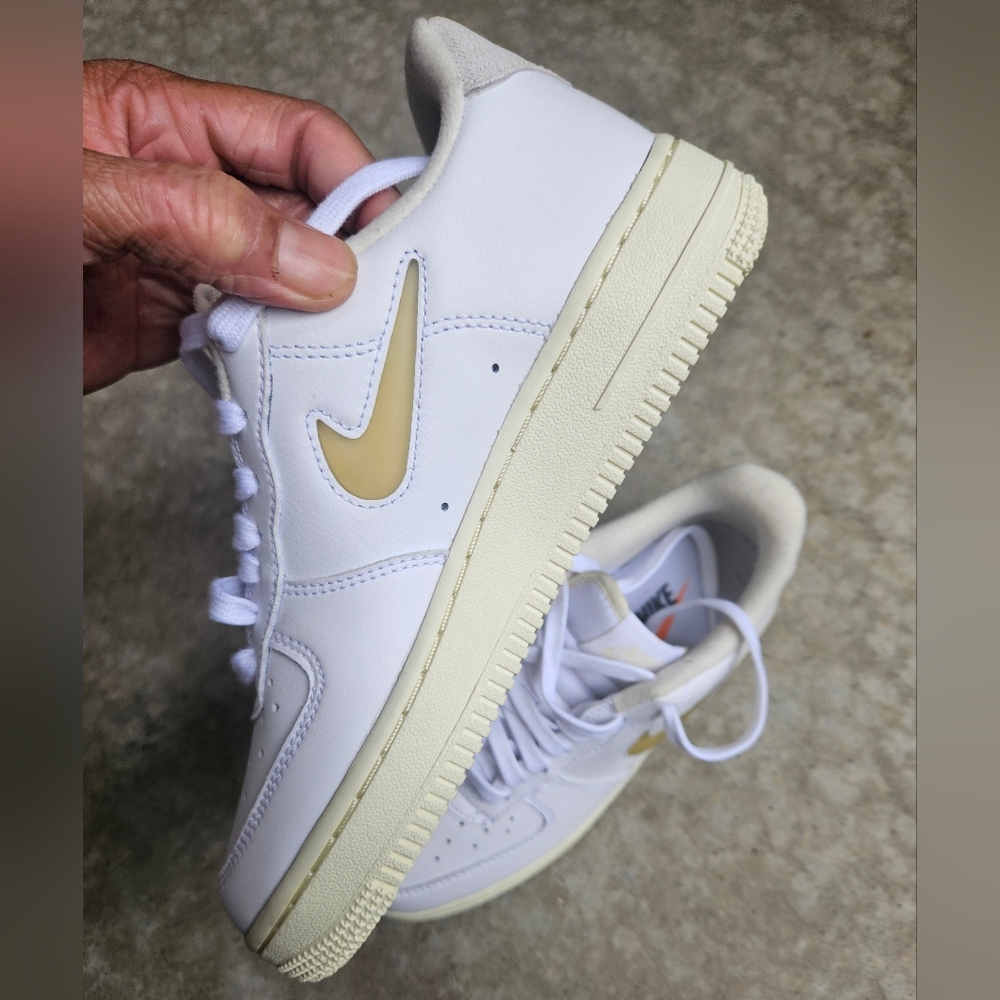 NWOT Nike Air Force One Sneakers, sz 5.5 - Picture 5 of 9